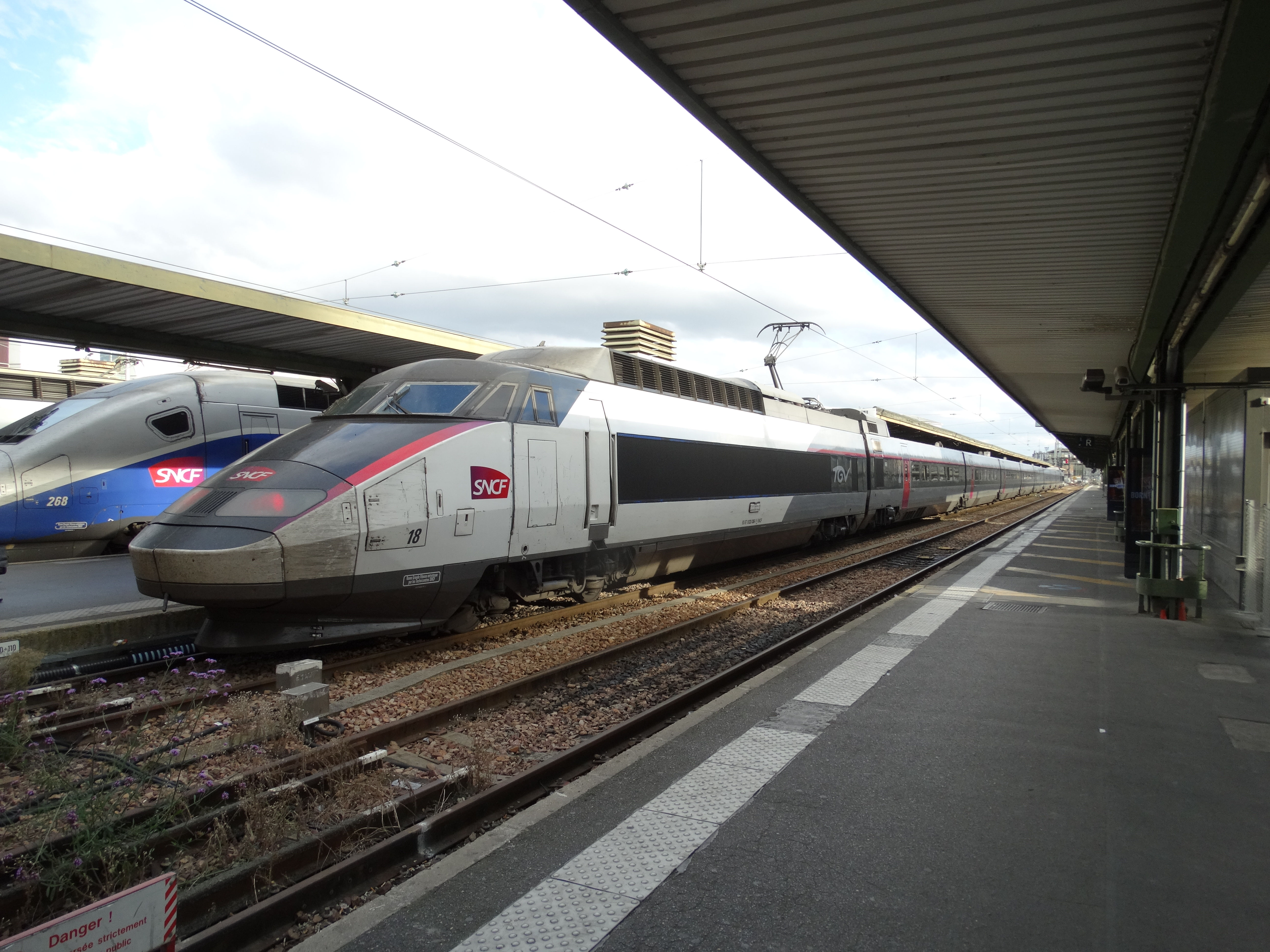 A TGV Duplex high speed train in Carmillon livery from french company SNCF  driving on the LGV Est, the East European high speed railway line Stock  Photo - Alamy