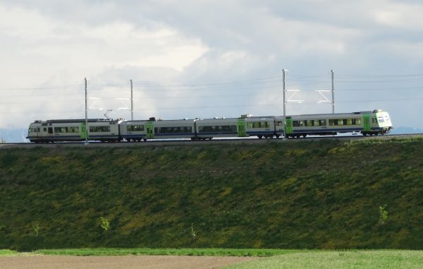 ch-bls-rbde565+middle_coaches-ins-120523-full.jpg